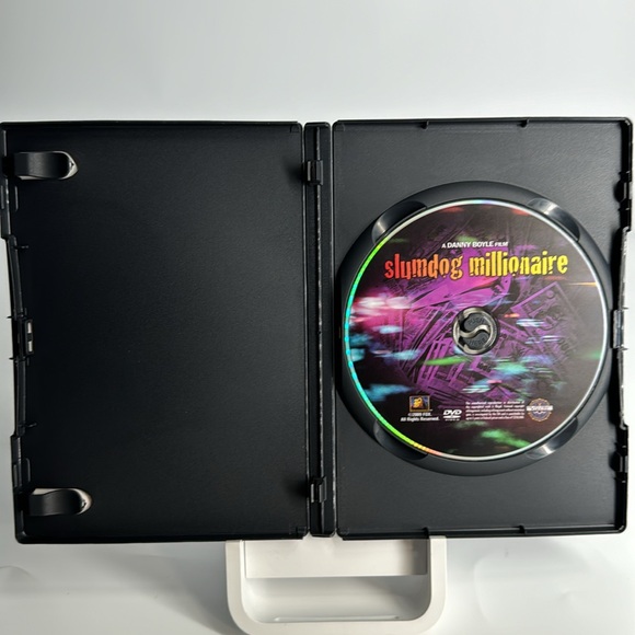 Slumdog Millionaire. Best Picture Winner. Danny Boyle. - Picture 4 of 4